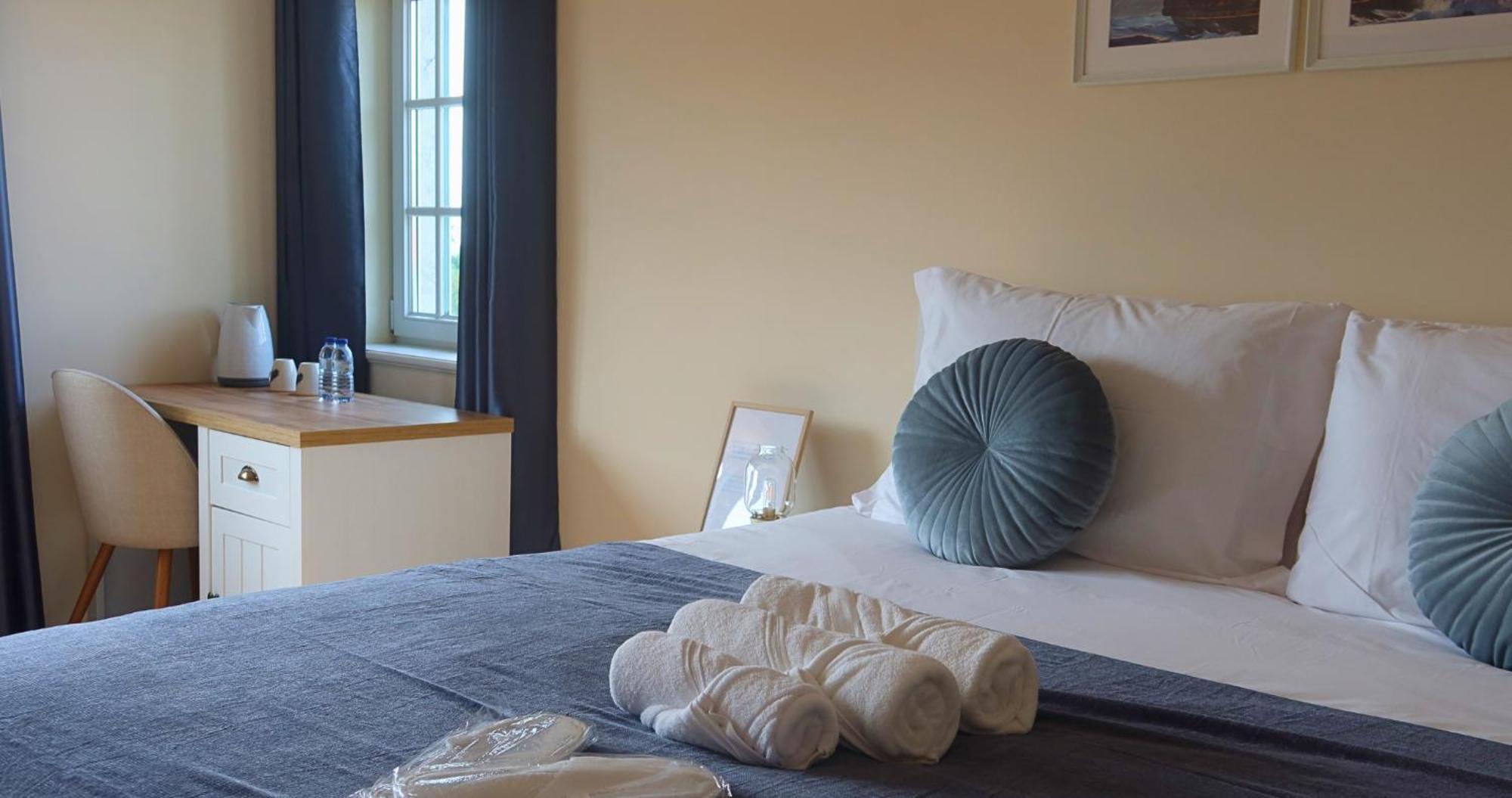 Art 4 You Carcavelos Suites Eksteriør bilde